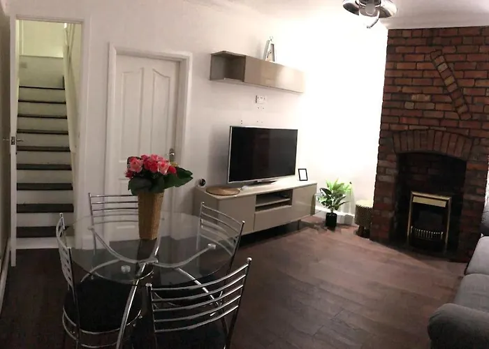 Home On Hamill Street